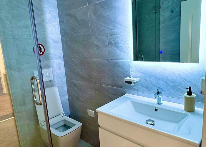شقة Tirana Central Suites